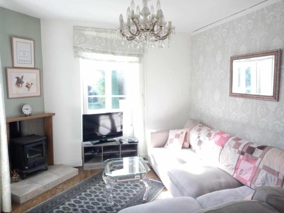 Montemboeuf Centre Town House Free Wifi Villa ภายนอก รูปภาพ